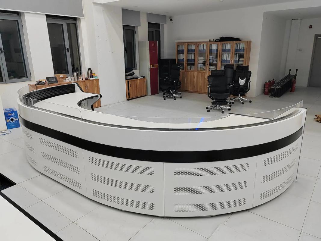 指揮中心操作臺、監控中心控制臺與電視墻操作臺的專業生產與安裝